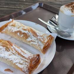 Ein süßer Süßkartoffel-Strudel. Nicht ganz so meins.