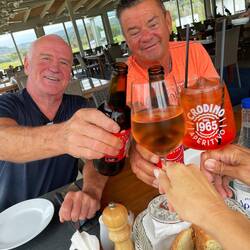 ..wir haben uns viel zu Erzählen 😉