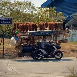 Mobile hardware seller gives us the dust off