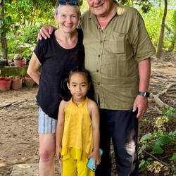 Tochter wollte unbedingt ein Foto von uns. Sie ist 7 Jahre alt und ist ständig auf TikTok.