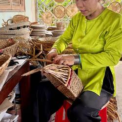 Herstellung von Behältnissen aus Wasserhyazinthen