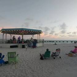 Musik zum Sonnenuntergang.