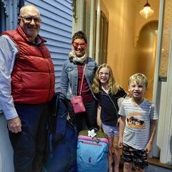 Setting off from Hawthorn - farewell from the grandchildren