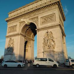 Traffic mayhem at the Arc de Triumphe