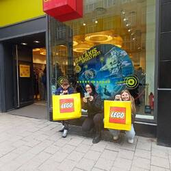 Sackgäud erfougrich gäge Lego umtuschet☺️mä gseht wär Gäud het😉