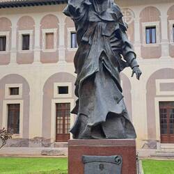 Santa Scolastica con la colomba, simbolo dell'annunciazione della sua morte al fratello Benedetto