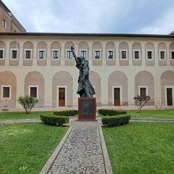 Primo chiostro