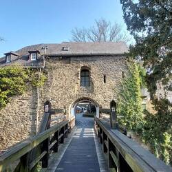 Eingang zur Rheinfels