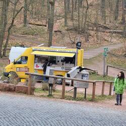 Keiner verhungert, mobiler Bratwurststand