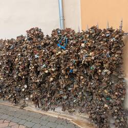 Multiple of these...can't say I understand it.