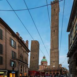 The Due Torri from Via Rizzoli ... Garisenda on the left; Asinelli on the right — Bologna, Italy.