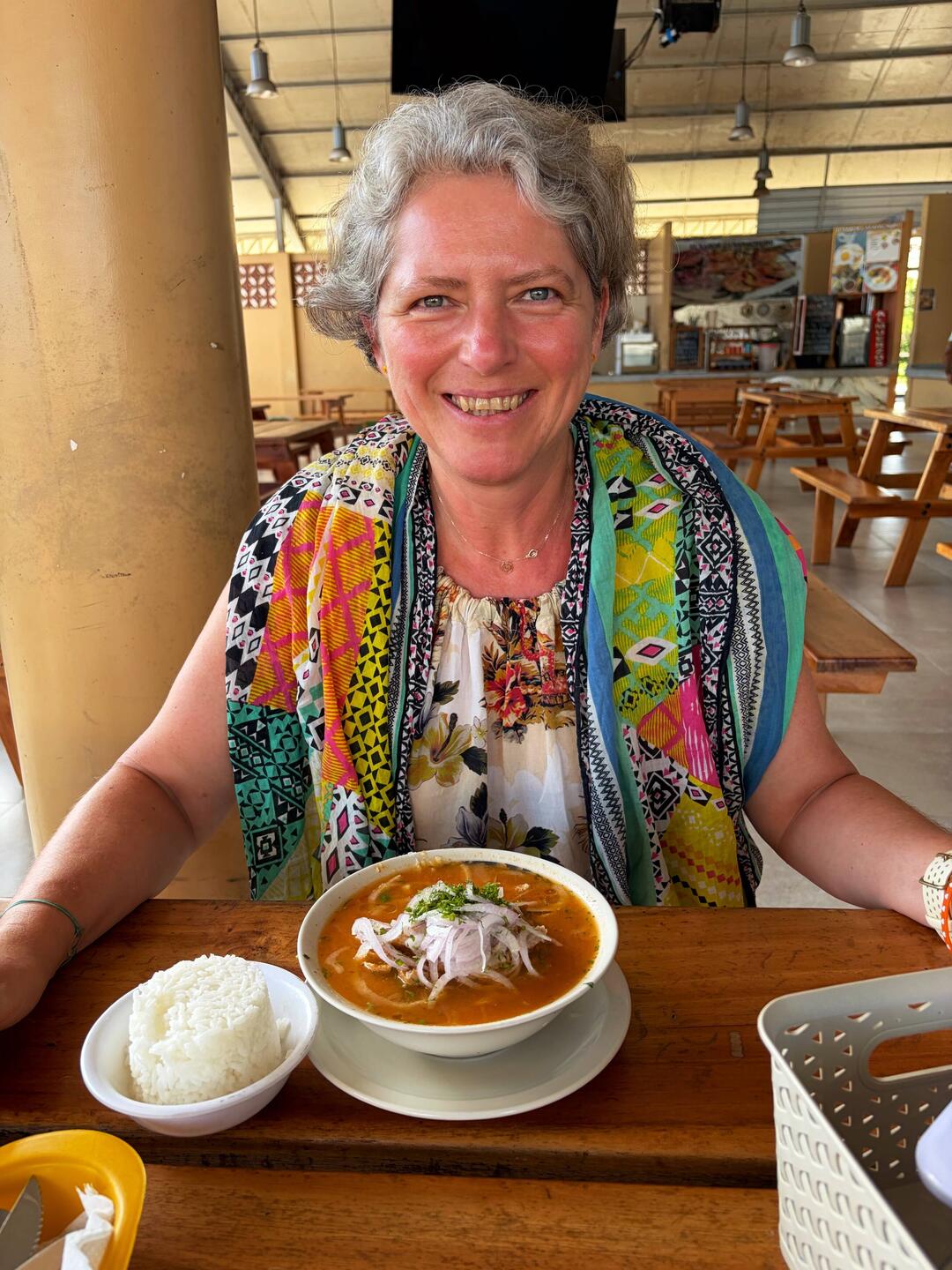 Frische Fischsuppe gibt es nur samstags am Markt zum Frühstück