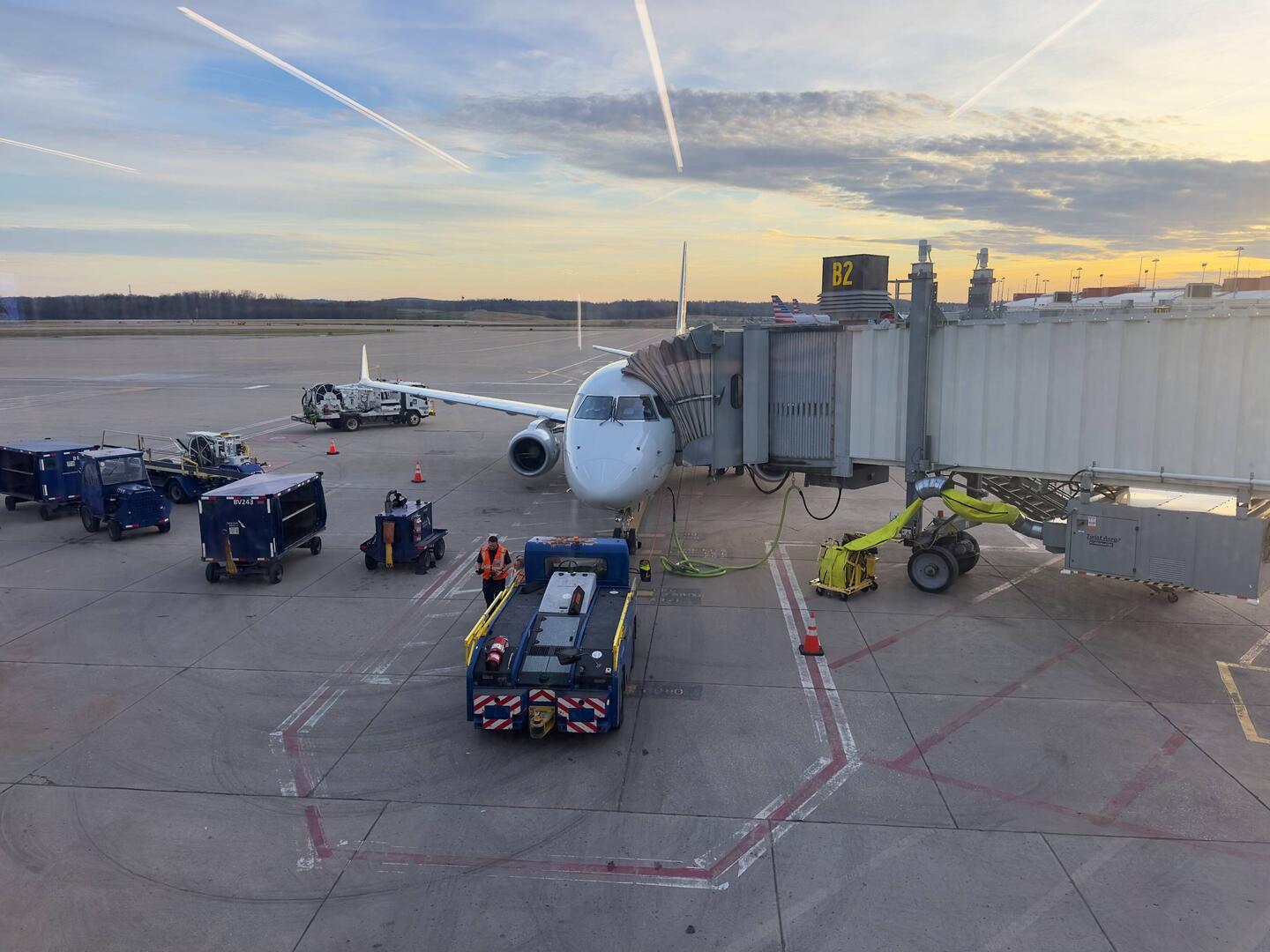 N129HQ waiting to operate to JFK as AA4401.