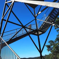 The climb up Skywalk