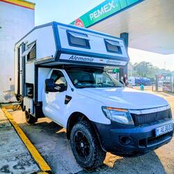 Kochen direkt neben den Zapfsäulen, wird spannend 🤣