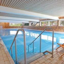Schwimmbad, wo man bereits um 7 Uhr schwimmen kann