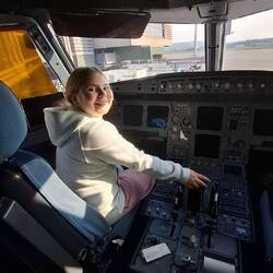 Und Captain Giulia