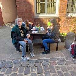Eine letzte Stärkung bevor das Taxi kommt🙋‍♂️