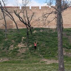 No wonder they couldn't breach these walls (sometimes)