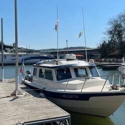 C-Traveler waiting for her trailer.