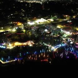 I still couldn't get it all in one picture even at 400 feet. Our camp site is in the dark foreground