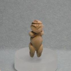 Stein-Göttin, ca. 7000 Jahre alt