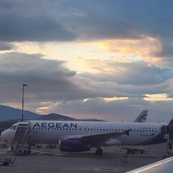 Abflug nach Rhodos bei Sonnenuntergang