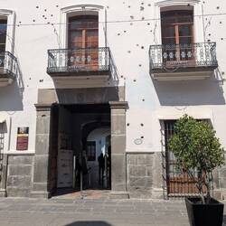 The facade of the Serdan House