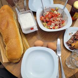 Mittagessen auf der Terrasse