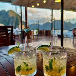 Happy Hour👍👍