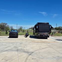 This was a huge campsite, three vehicles wide, and all concrete