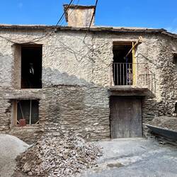 The Casa de Adelina has been gutted, so we got to see the innards.