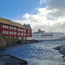 Notre bateau avec chauffage attend sagement notre retour frigorifiés 😂