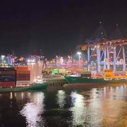 Einfahrt in den Hamburger Hafen