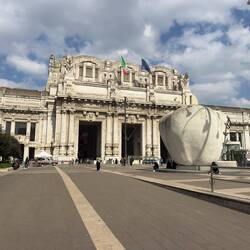 MIlano Centrale, where the airport shuttle deposited me.