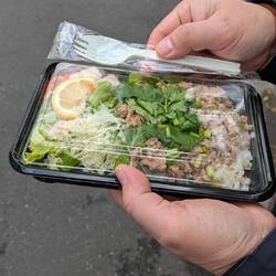 Der besagte vietnamesische Reis wurde auf Spuren von Nuoc Mam verkostet und analysiert (keins drin)