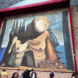 Huge mural in the entrance of the theatre