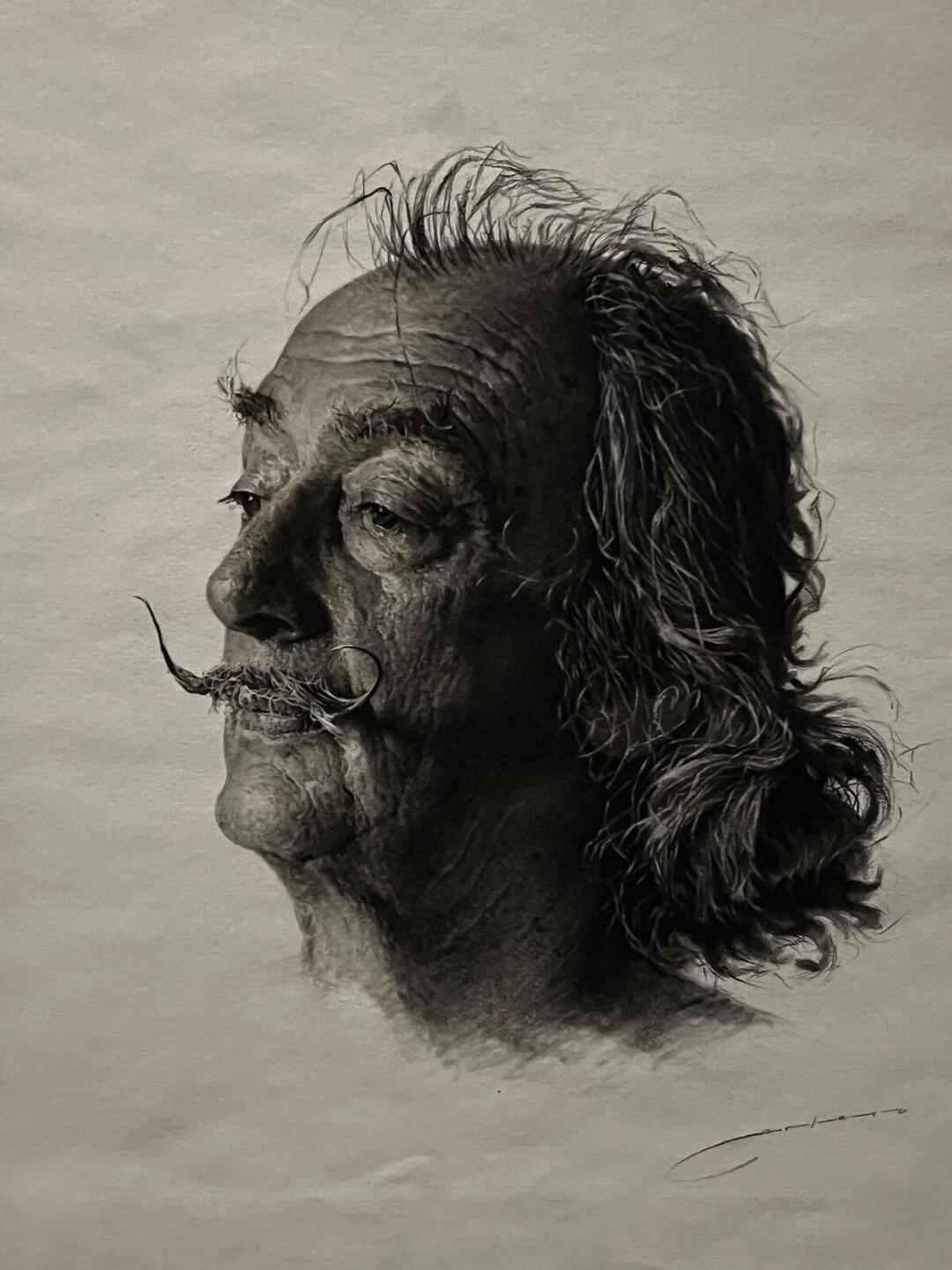 The completely crazy but amazing artist😅