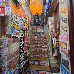 Restauranteingang in der Omoide Gasse