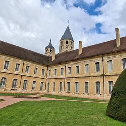 École Superieur für Kunst und Bauwesen