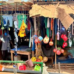 Markt ist einfach immer bunt und laut 🥳