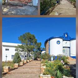 Oben links: hässliche Baustelle/Ruine. Oben rechts+Unten: die Kapelle