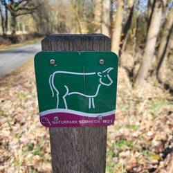 Der Weg ist durchgängig gut beschildert.