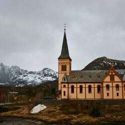 J'ai pas pu visiter y'avait enterrement :/