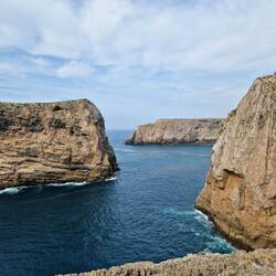 die Klippe hani lang aagluegt und derzue Gedanke loh zieh ✨️
