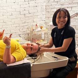 Professionelles Haarewaschen inkl Kopfmassage