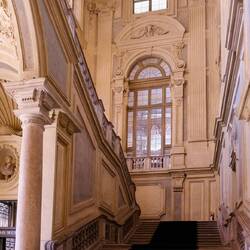 Diente den Herrschern von Savoyen als Wohnsitz.