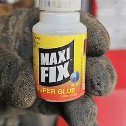 Das Wundermittel, sobald es in Verbindung mit Gummi wird es heiss