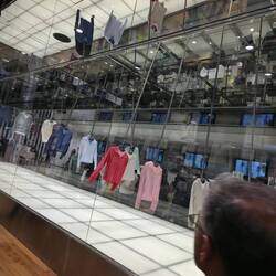 Kleidung die pendelt