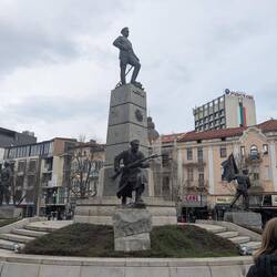 WWI memorial in the Pleven pedestrian mall.